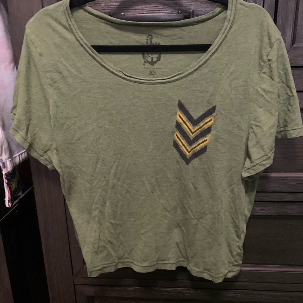Olive Green Women’s Crop Top with Chevron Accent
